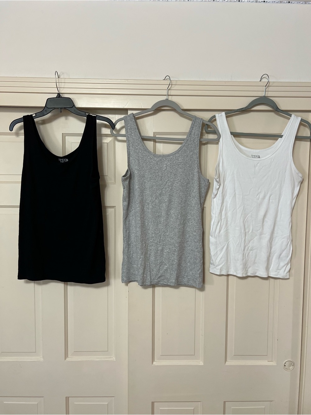 New 3x Tank Tops - XL